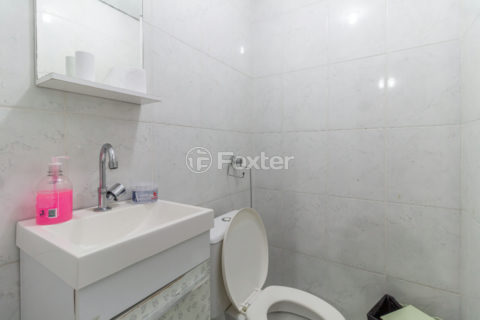 Image 38 - 1033067