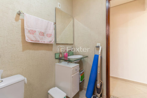 Image 40 - 1033067