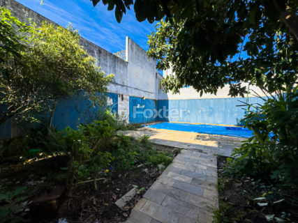 Image 37 - 1033069
