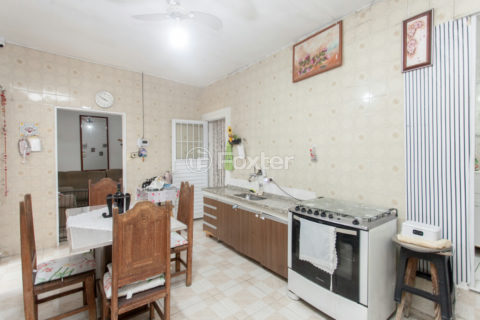 Image 34 - 1033071