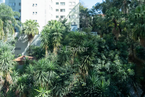 Image 25 - 1033074