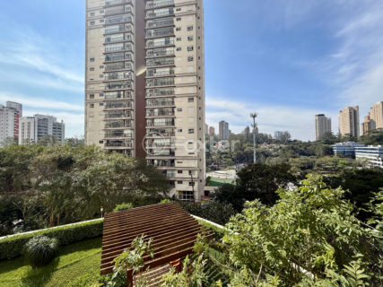 Image 64 - 1033075
