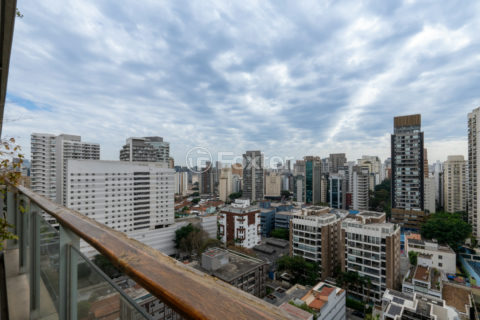 Image 26 - 1033079