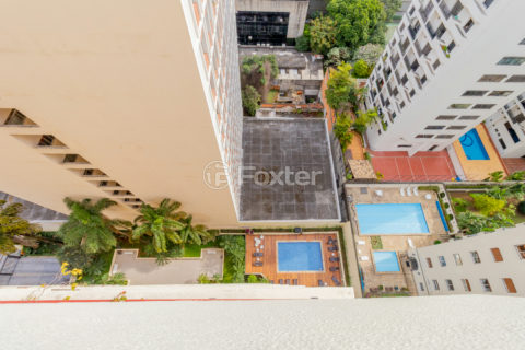 Image 8 - 1033080