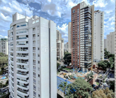 Image 9 - 1033090