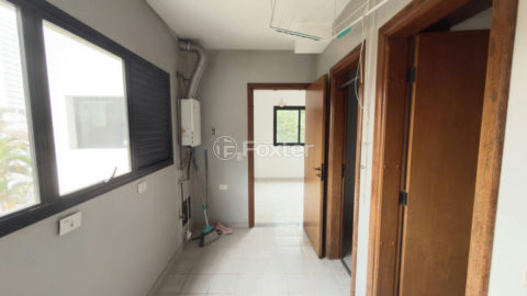 Image 33 - 1033099