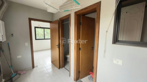 Image 32 - 1033099
