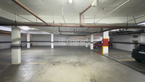 Image 42 - 1033099