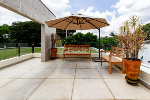 Image 33 - 1033105