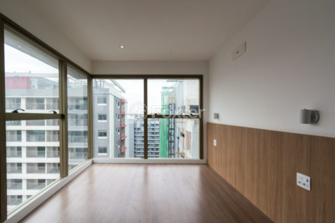 Image 22 - 1033107