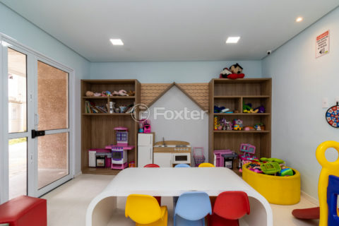 Image 44 - 1033114