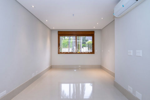 Image 38 - 1033117