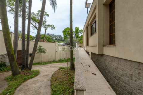 Image 11 - 1033117