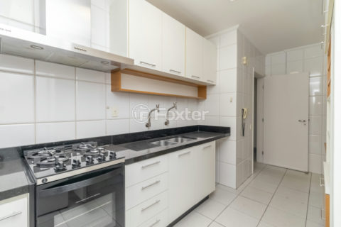 Image 22 - 1033121