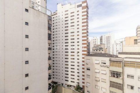 Image 10 - 1033127