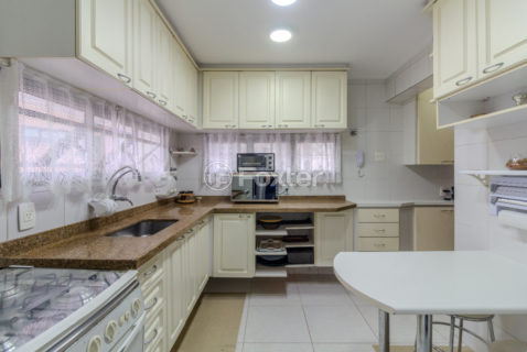 Image 30 - 1033135