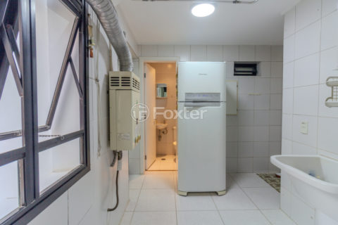 Image 34 - 1033135