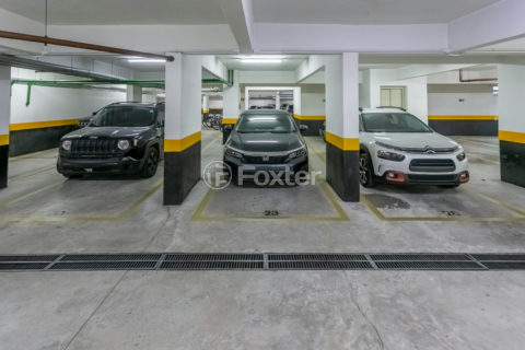 Image 31 - 1033142