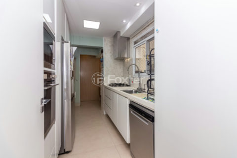Image 34 - 1033144
