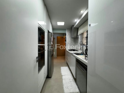 Image 31 - 1033144