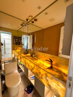 Image 41 - 1033144