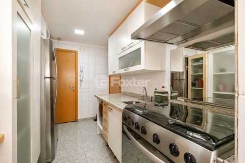 Image 17 - 1033152