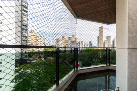 Image 10 - 1033155