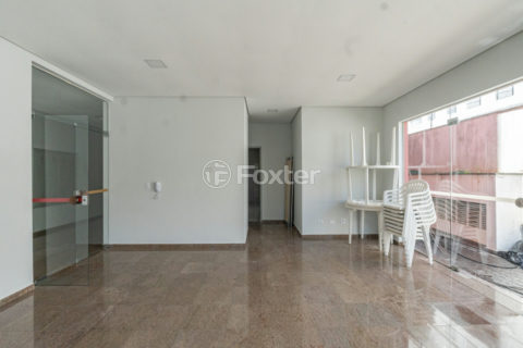 Image 38 - 1033158