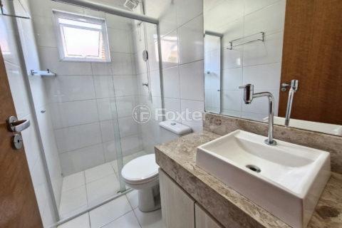 Image 32 - 1033164
