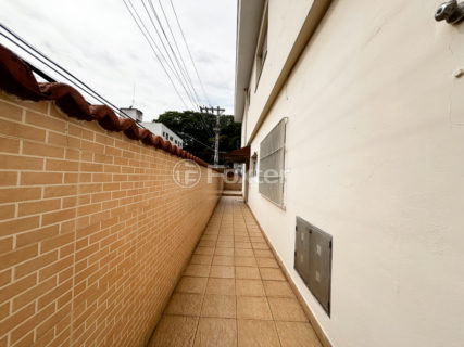 Image 8 - 1033168