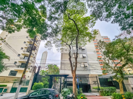 Image 32 - 1033181