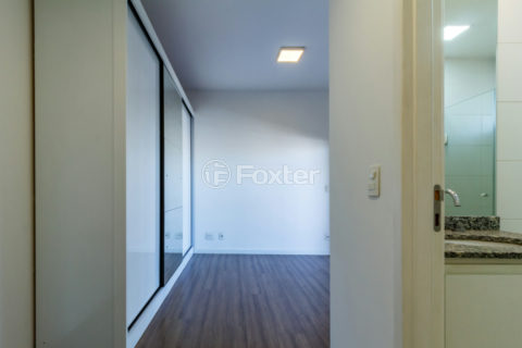 Image 39 - 1033182