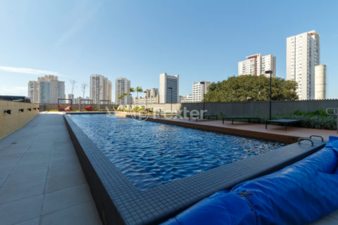 Image 7 - 1033182