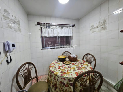 Image 20 - 1033189