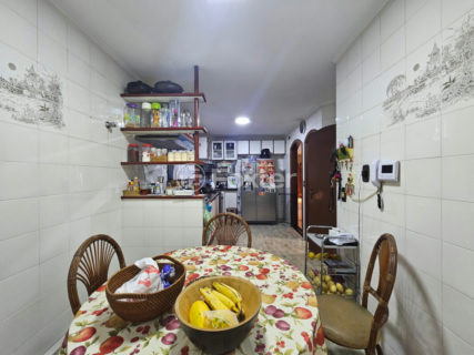 Image 19 - 1033189