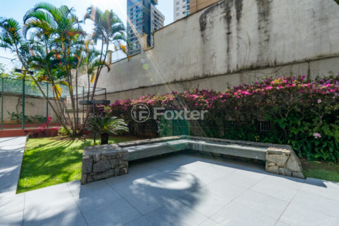 Image 33 - 1033193