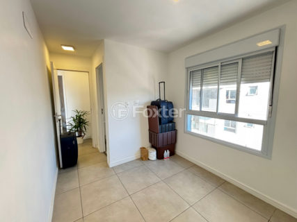 Image 32 - 1033207