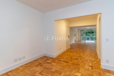 Image 35 - 1033209