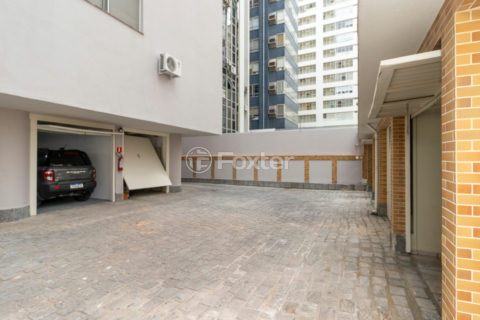 Image 53 - 1033209