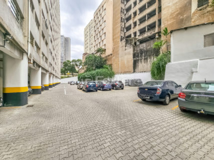 Image 33 - 1033211