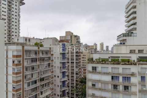 Image 40 - 1033218