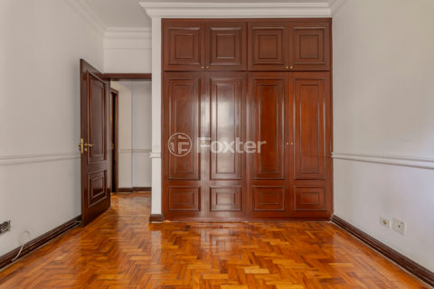 Image 32 - 1033222