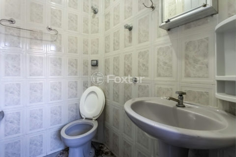 Image 35 - 1033231