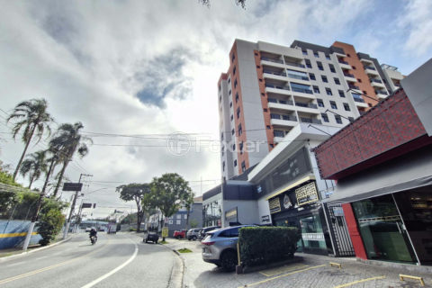 Image 30 - 1033232