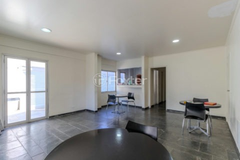 Image 21 - 1033240