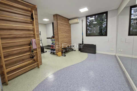 Image 6 - 1033241