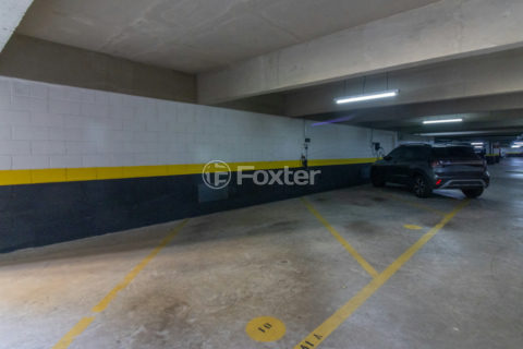 Image 115 - 1033248