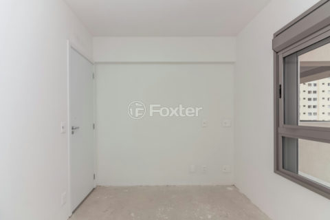 Image 8 - 1033252