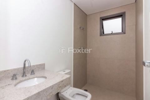 Image 4 - 1033252