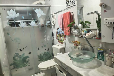 Image 12 - 1033253